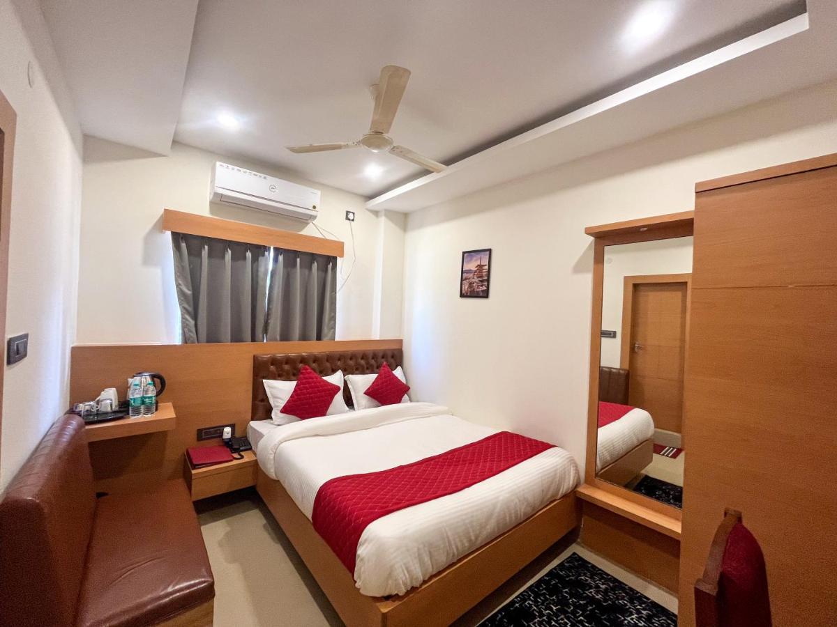 Air Valley Inn Guwahati Luaran gambar